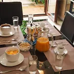 Lejlighed Eighteen Kt Golden - With Garden And Private Parking Just 5 Minutes Walk From The Historic Center
