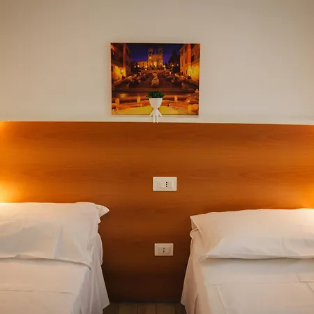 Eighteen Kt Golden - With Garden And Private Parking Just 5 Minutes Walk From The Historic Center Apartman Tropea