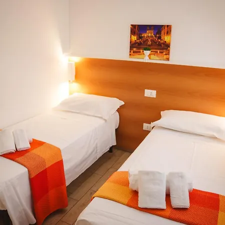 Eighteen Kt Golden - With Garden And Private Parking Just 5 Minutes Walk From The Historic Center * Tropea