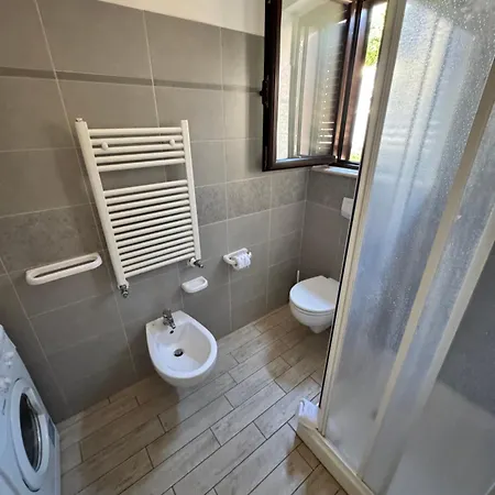 Eighteen Kt Golden - With Garden And Private Parking Just 5 Minutes Walk From The Historic Center Apartman Tropea